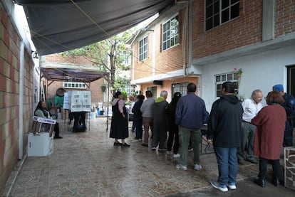 Votantes en la alcaldía Magdalena Contreras, en Ciudad de México.