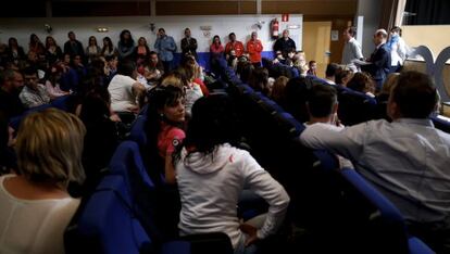Asamblea de padres de alumnos del colegio de Casarrubuelos. 