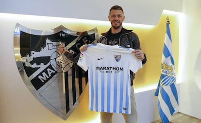 Demichelis, ayer con la camiseta del M&aacute;laga.