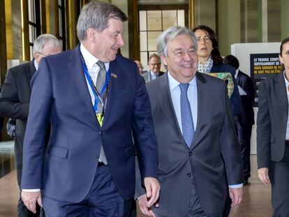 A la izquierda, el director general de la OIT, Guy Ryder, junto con el secretario general de la ONU, Antonio Guterres