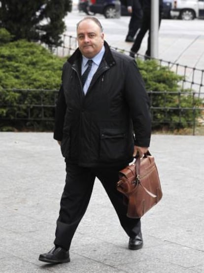 Adolfo Carretero, a su llegada a los juzgados de Plaza Castilla, en 2013