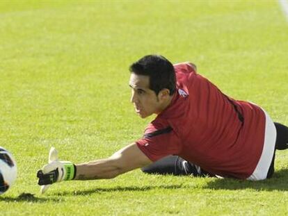 Claudio Bravo.