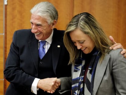 El presidente de la patronal, con la exconselleira de Facenda Elena Mu&ntilde;oz.