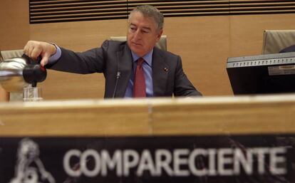 El presidente de RTVE, Jos&eacute; Antonio S&aacute;nchez, durante una comparecencia en al comisi&oacute;n de control del Parlamento.