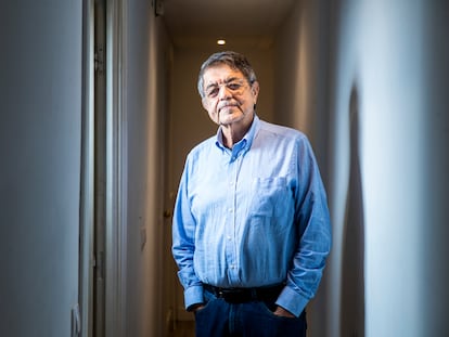 El escritor nicaragüense Sergio Ramírez, este viernes en su casa de Madrid.