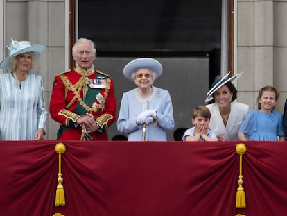 Members of the royal family with Queen Elizabeth II at Buckingham Palace last June, at the queen's Platinum Jubilee.