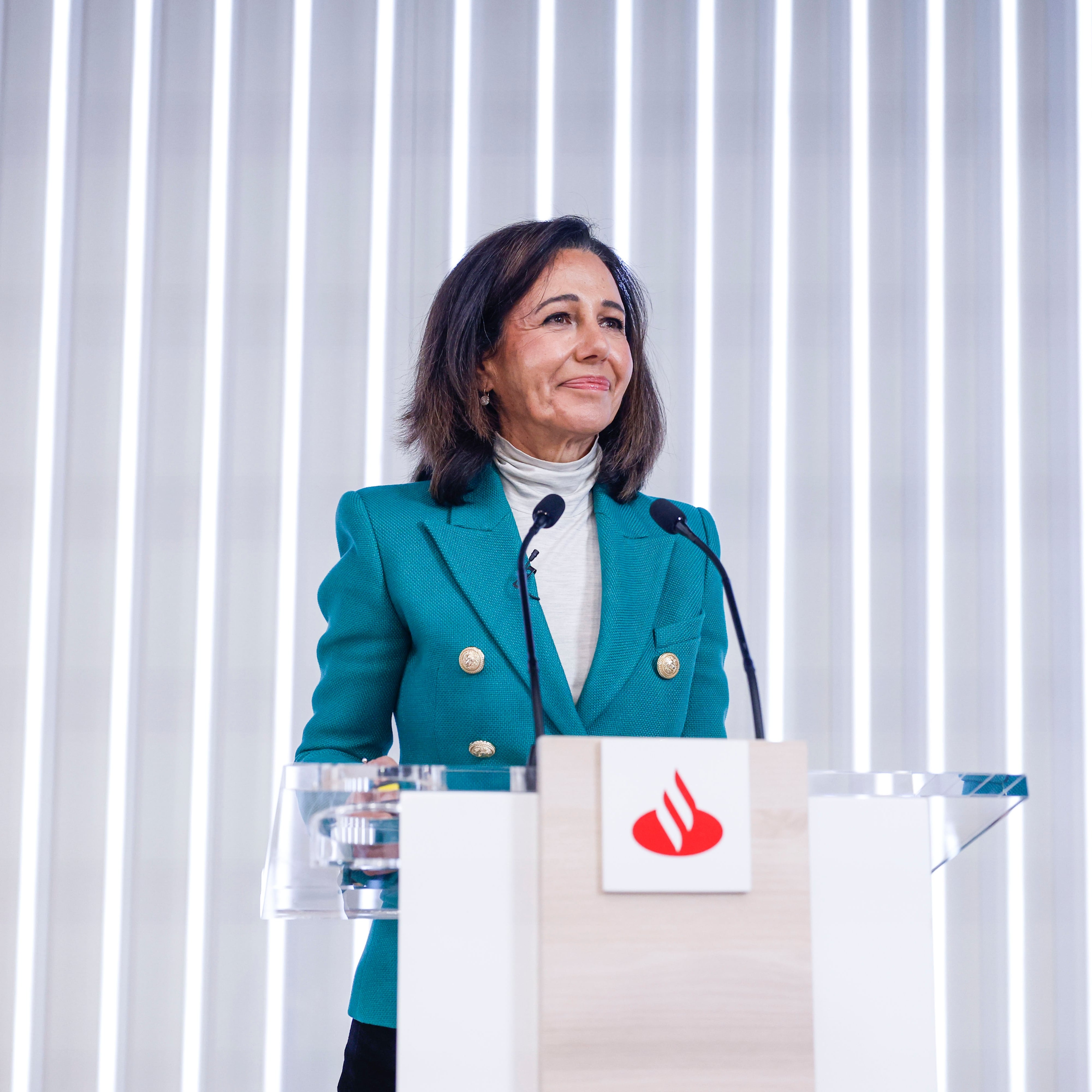 El Sabadell vende su filial británica TSB al Santander por 3.100 millones de euros