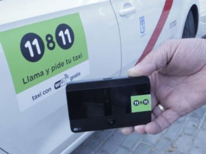 Dispositivo de Wifi móvil instalado en los taxis de la gremial de Madrid.