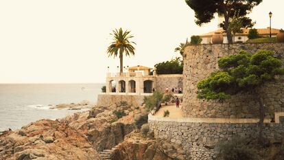 Un tramo del Camí de Ronda a su paso por S’Agaró, en la Costa Brava (Girona).