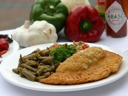 The Lasyone's Famous Natchitoches Meat Pie Platter is 80% beef and 20% pork. This local delicacy is fried golden brown and served with Cajun dirty rice, creamed potatoes or fries, vegetables, and garden salad—courtesy of Natchitoches Convention & Visitors Bureau. 