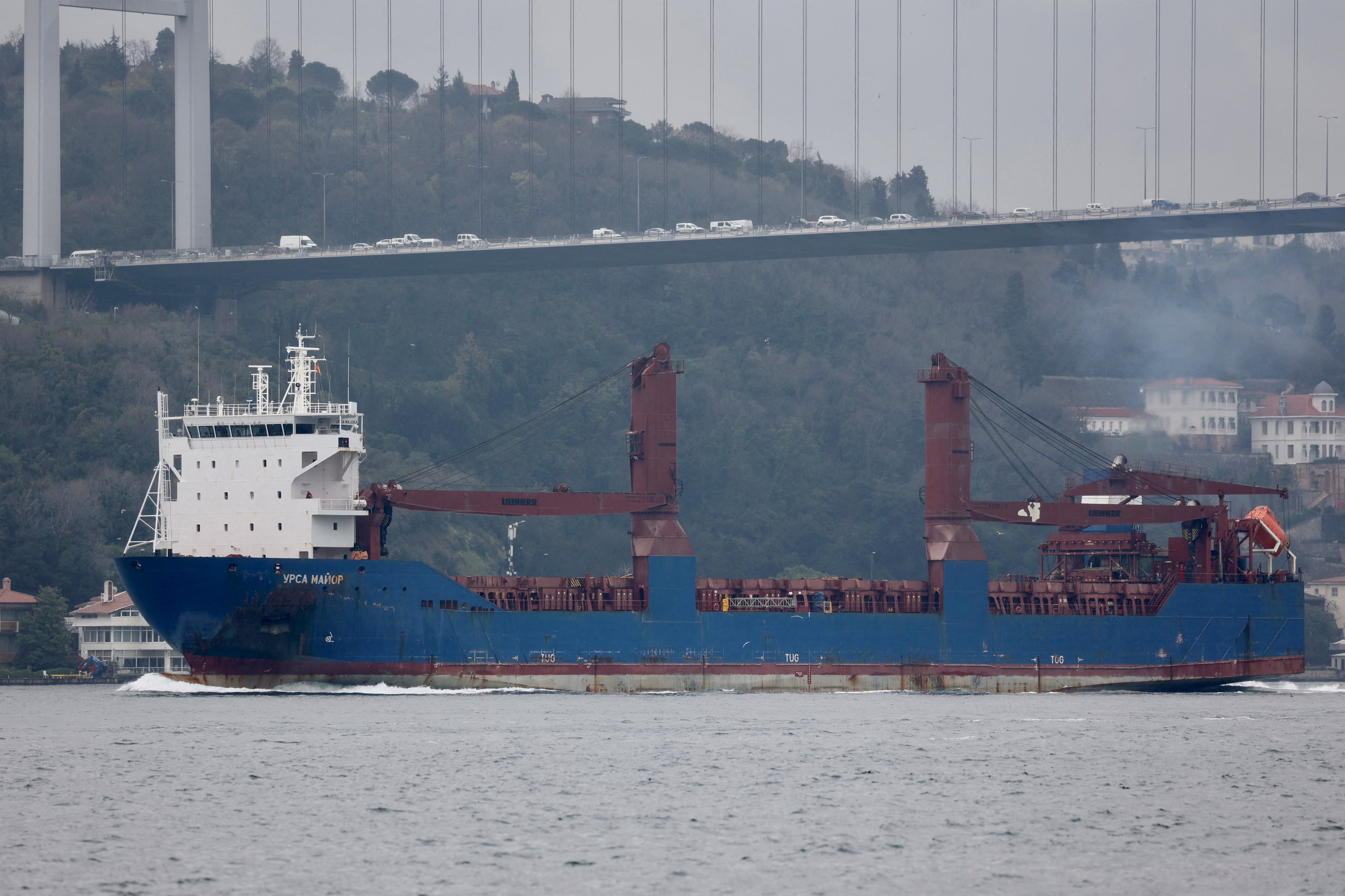 Rusia afirma que el hundimiento de su barco entre España y Argelia fue un “acto terrorista”