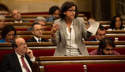 Eva Granados, durante un pleno del Parlament.
