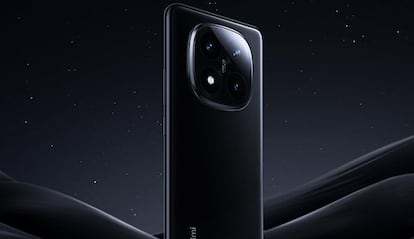 Teléfono Redmi Note 14 Pro+ negro con fondo