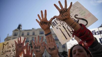 Protesta de jóvenes contra el cambio climático frente al Congreso de los Diputados.