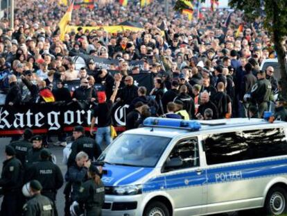 Grupos de ultraderecha se manifiestan contra el islamismo radical, en Colonia el pasado 267 de octubre.