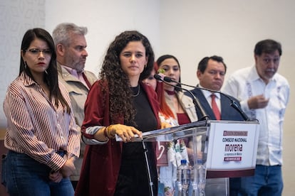 El Consejo Nacional de Morena después en conferencia de prensa el 4 de mayo de 2025.