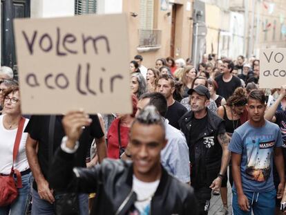Marcha por la convivencia y contra el racismo en El Masnou