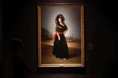 Para esta exposición se han restaurado varias obras, como es el caso de 'Duquesa de Alba', de Goya (en la imagen), uno de los ejemplos más importantes de pintura que se componen esta muestra.
