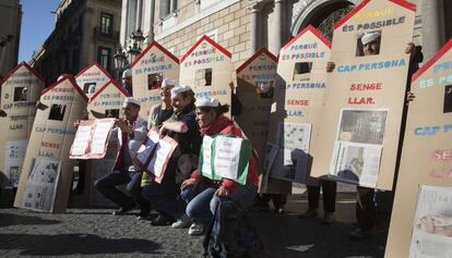 Protesta de C&agrave;ritas per reclamar llars per a tothom. 