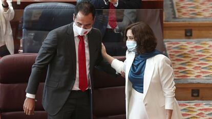 El vicepresidente, Ignacio Aguado, y la presidenta de la Comunidad de Madrid, Isabel Díaz Ayuso, el 14 de septiembre durante el debate del estado de la región en la Asamblea.