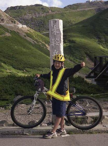 Akane Toyoda, una niña de 12 años que va a recorrer 7.000 kilómetros en bicicleta por Suramérica