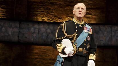 Tim Pigott-Smith, en Broadway protagonizando la obra 'El rey Carlos III'.