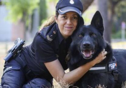 Rosa Chamorro , policía Nacional.