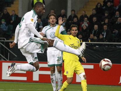 Grafite marca el cuarto gol del Wolfsburgo.