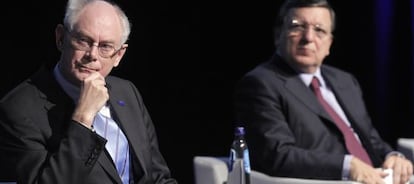 El presidente del Consejo Europeo, Herman van Rompuy, y el presidente de la Comisión, José Manuel Durão Barroso.