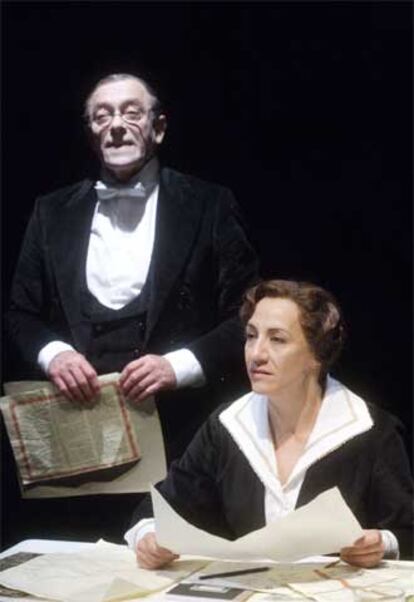 Helio Pedregal y Blanca Portillo, en una escena de <i>Afterplay.</i>