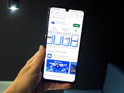 La aplicación Microsoft Teams en la tienda virtual de un teléfono Android.
