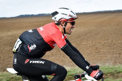 Contador, durante la primera etapa de la París-Niza.