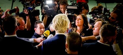 El líder del Partido por la Libertad, Geert Wilders, ofrece declaraciones sobre los resultados electorales, en La Haya (Holanda).
