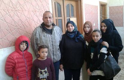 Soraya Lobato (center) with her family in Azaz.