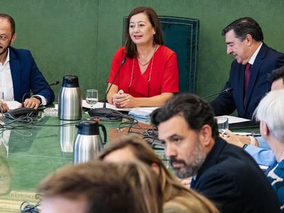 La presidenta del Congreso, Francina Armengol (en el centro), durante una reunión de la Junta de Portavoces en el Congreso de los Diputados, este jueves en Madrid.CONGRESO;DIPUTADOS
Carlos Luján / Europa Press
14/09/2023