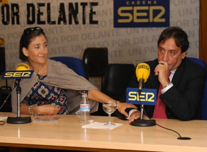 Ingrid Betancourt y Luis Eladio Pérez, durante la entrevista.