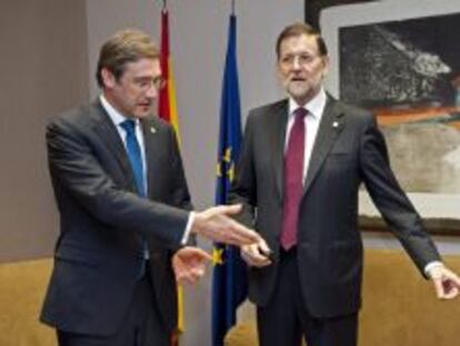 El presidente de Gobierno espa&ntilde;ol, Mariano Rajoy, y el primer ministro de Portugal, Passos Coelho, durante una reuni&oacute;n en Bruselas en noviembre pasado. 