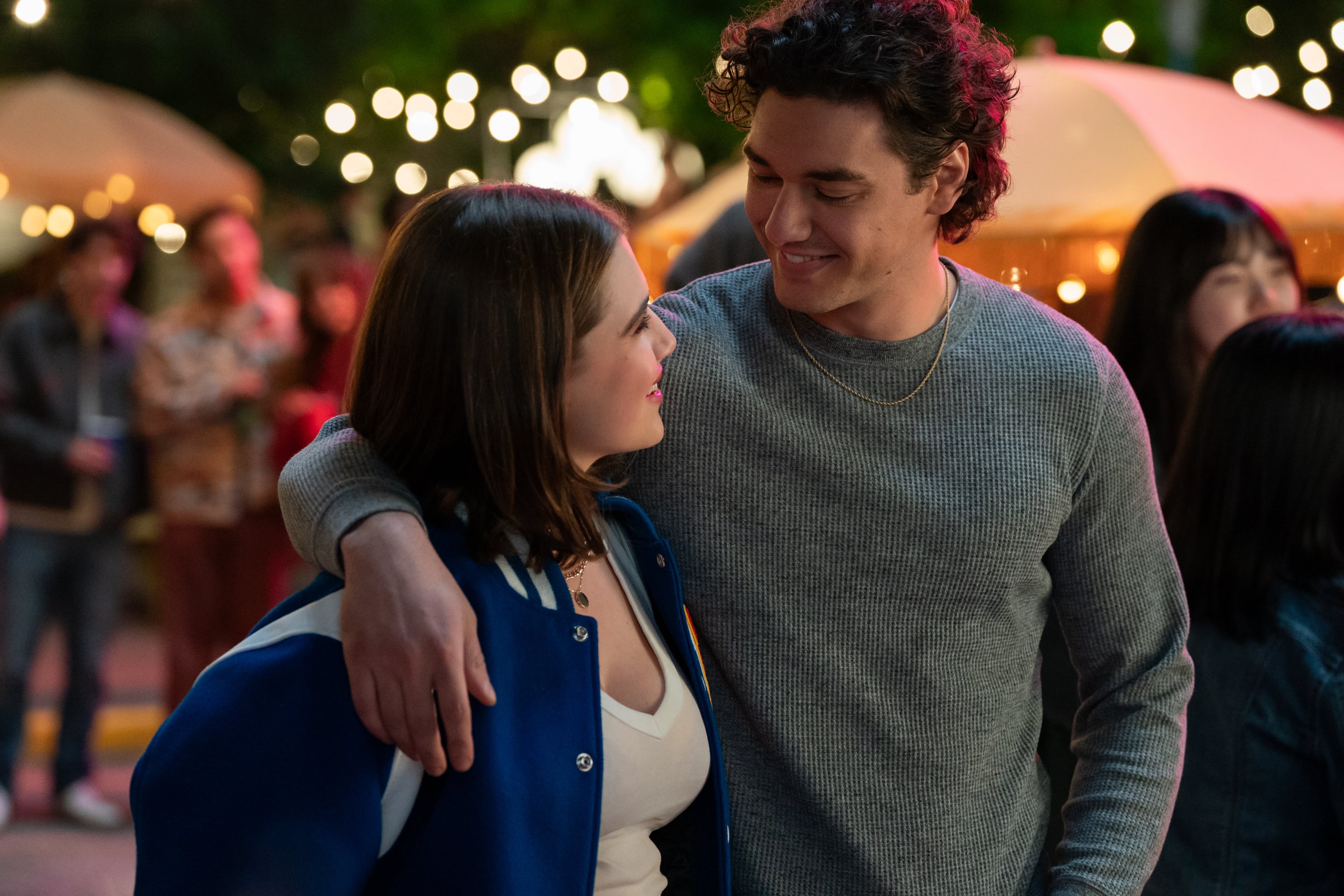 Una imagen de la serie 'Kiss Me (Off Campus)'.