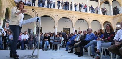 La candidata socialista Susana D&iacute;az, en un acto en Osuna (Sevilla).