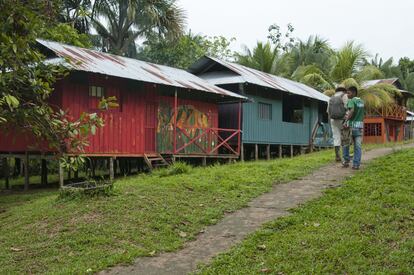 Casas del resguardo de Moncagua, donde dejaron de llegar turistas en 2012 tras el cierre del Parque Nacional de Amacayucu por culpa de una inundación.