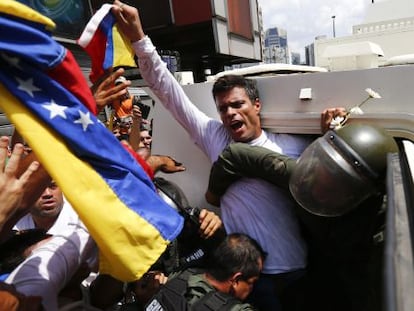 Leopoldo López, en el momento de su detención en febrero de 2014.