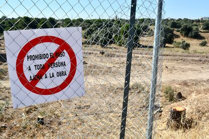 The perimeter of Montegancedo was recently fenced off by project developers.