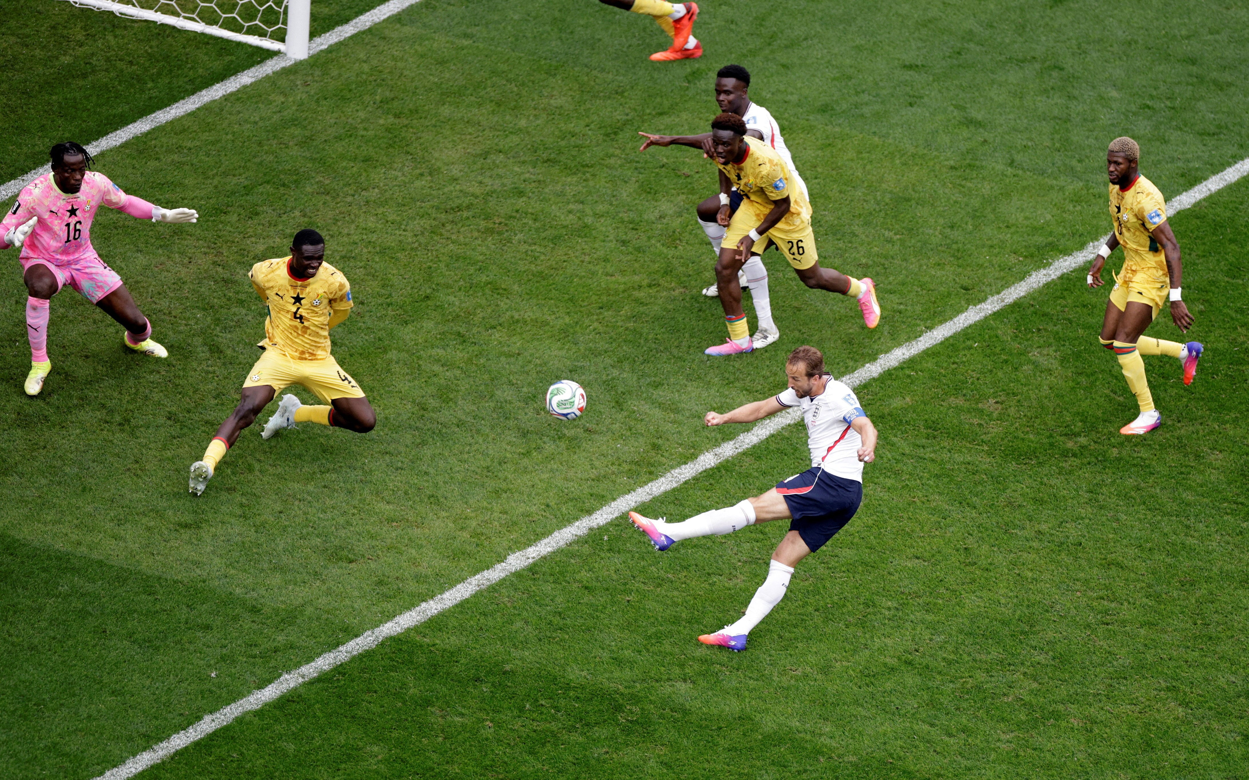 Inglaterra se atasca con Ghana y se jugará la primera plaza del grupo en la última jornada