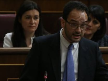 Antonio Hernando en el pleno del Congreso de los Diputados.
