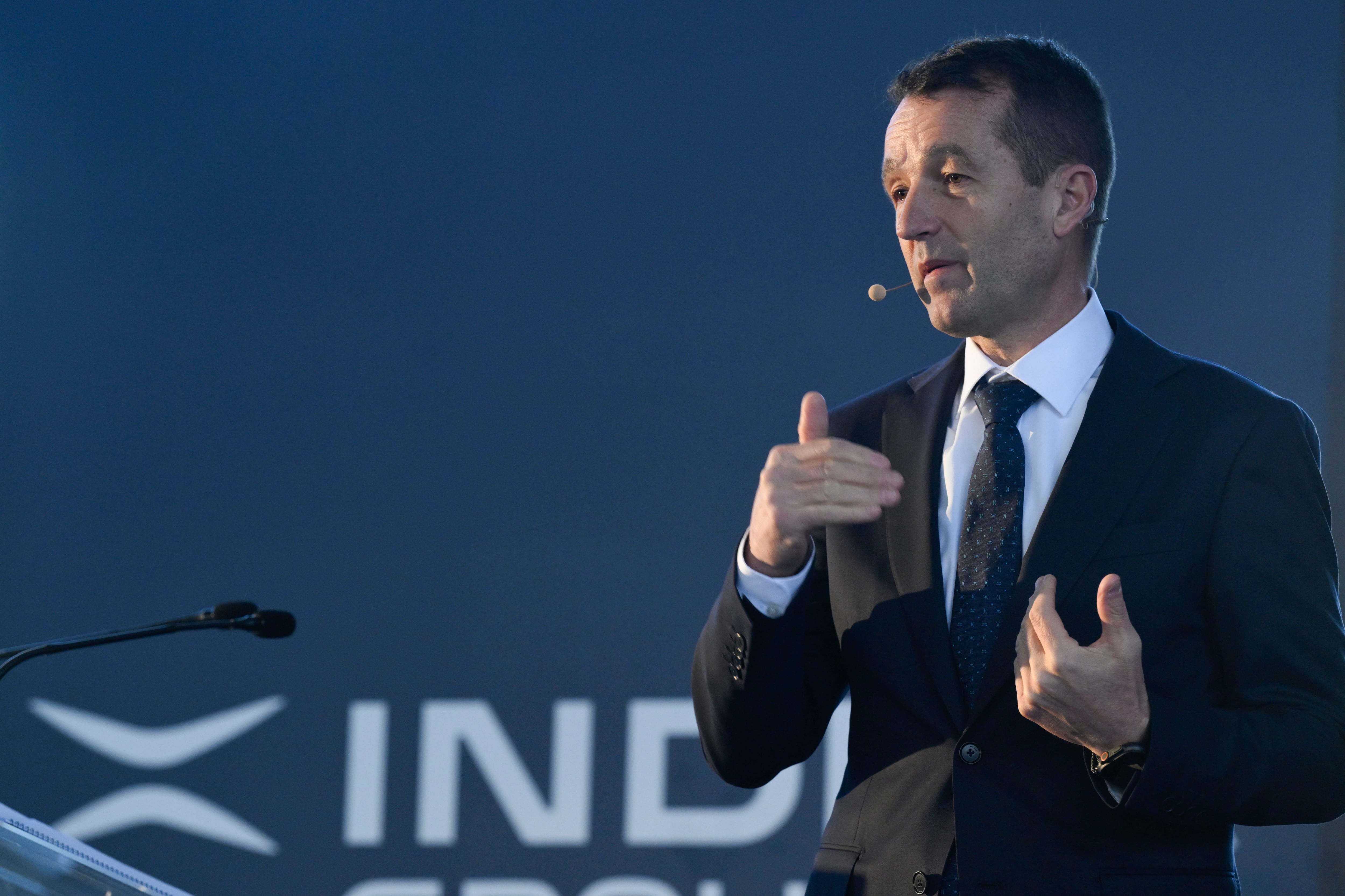 La SEPI traslada a Indra “su preocupación” por el conflicto de interés que supone la compra de Escribano: pide resolverlo antes de continuar