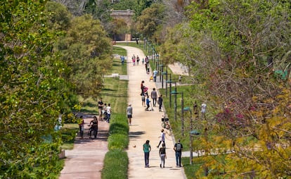 Parque urbano del cauce del Turia, en la ciudad española de Valencia.