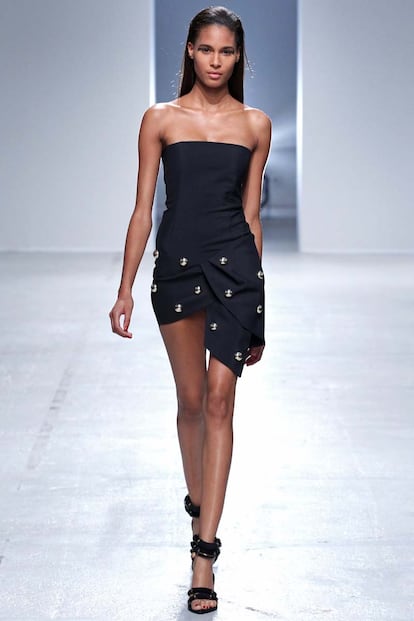 Leccion de anatomia de Anthony Vaccarello