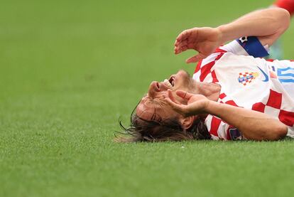 Luka Modric, tendido en el suelo durante el partido frente a Marruecos que ha finalizado 0-0.