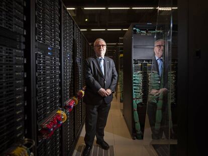 Mateo Valero, director del Centre de Supercomputació de Barcelona, després de l'entrevista.