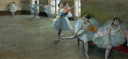 <i>Bailarinas en clase,</i> de Edgar Degas, se podrá contemplar esta temporada en la antigua fábrica Casaramona.